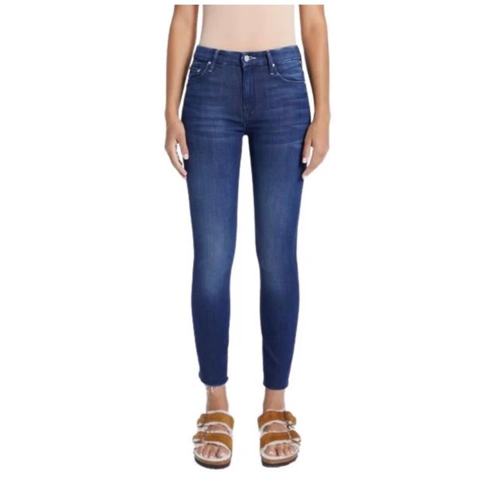 Mother High-Waisted Looker ankle fray tounge and chic‎ jeans